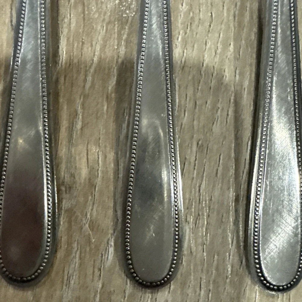 Stanley Roberts Rogers Co Stainless Korea Vanity 5 Dinner Forks‎ Beaded Outline